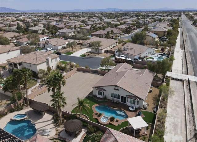 Property at 6392 Ebony Legends Ave, Las Vegas, NV 89131, 4 beds, 3.5 baths