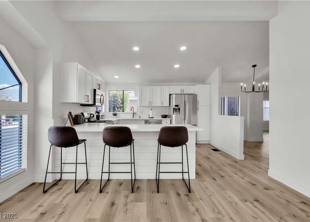 Property at 3629 Haleakala Dr, Las Vegas, NV 89122, 3 beds, 2 baths