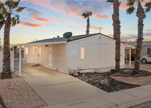 Property at 1679 Granada St, Laughlin, NV 89029, 2 beds, 2 baths
