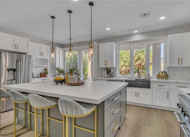Property at 8848 Rainbow Ridge Dr, Las Vegas, NV 89117, 4 beds, 3 baths