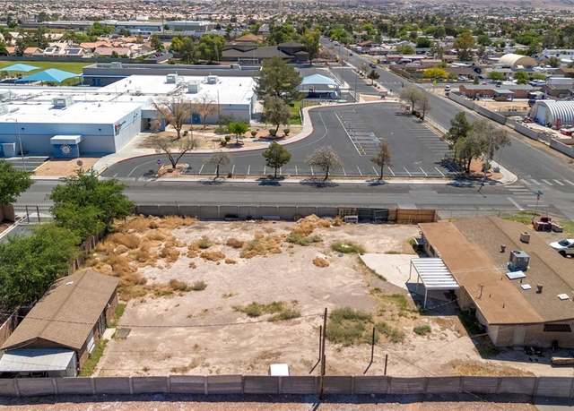 Property at 5262 Harris Ave, Las Vegas, NV 89110, 3 beds, 3 baths