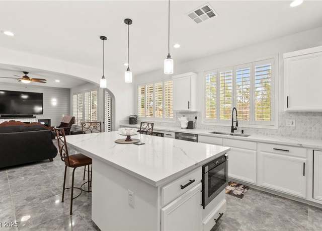 Property at 366 Rancho La Costa St, Las Vegas, NV 89138, 5 beds, 4 baths
