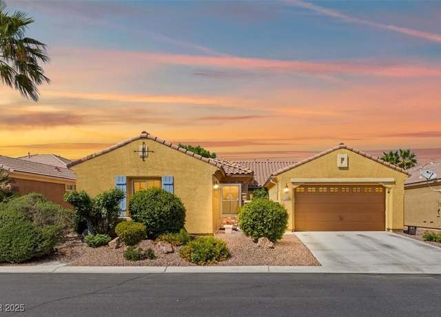 Property at 7252 Royal Melbourne Dr, Las Vegas, NV 89131, 5 beds, 3 baths