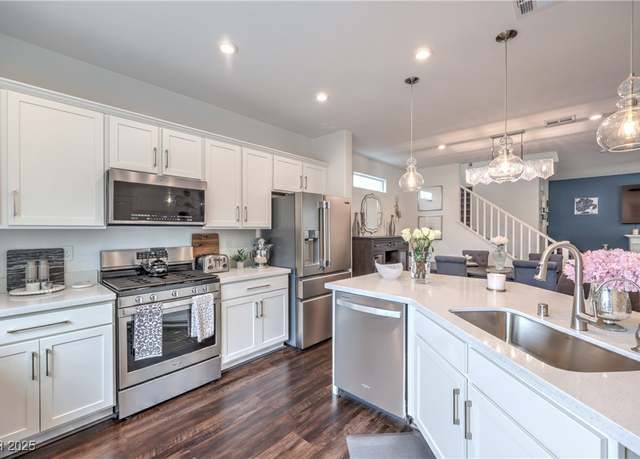 Property at 10643 Sariah Skye Ave, Las Vegas, NV 89166, 3 beds, 2.5 baths