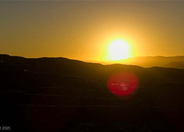 Property at 523 Cityview Ridge Dr, Henderson, NV 89012