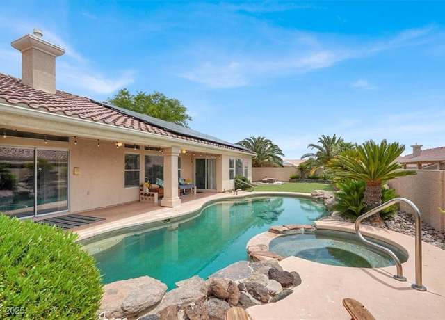 Property at 7511 Bridlehorne Ave, Las Vegas, NV 89131, 3 beds, 3 baths