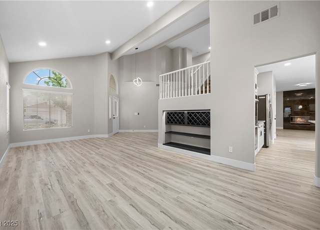 Property at 575 Dusty Palms Ln, Henderson, NV 89052, 4 beds, 3 baths