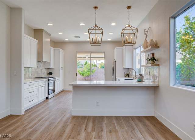 Property at 1506 Camino Summit Ave, Henderson, NV 89012, 4 beds, 2 baths