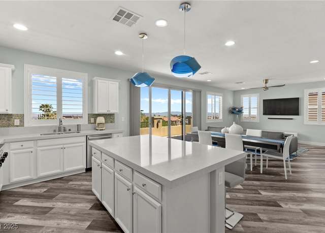 Property at 424 Vigo Port St, Las Vegas, NV 89138, 3 beds, 2.5 baths