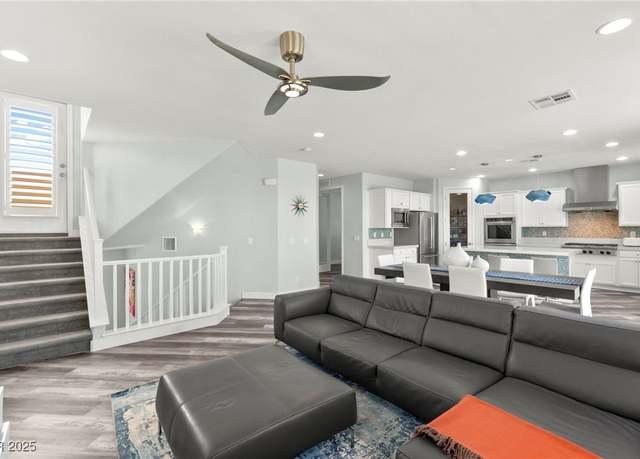 Property at 424 Vigo Port St, Las Vegas, NV 89138, 3 beds, 2.5 baths