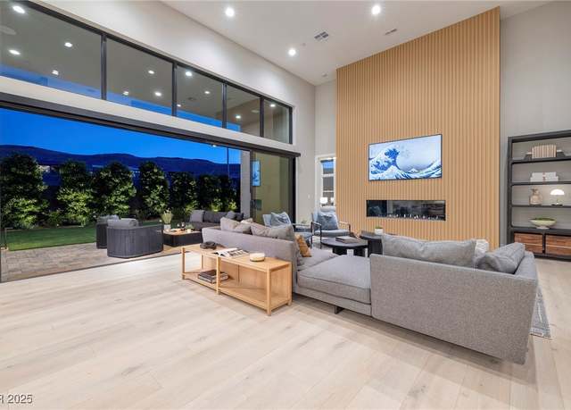 Property at 10781 Agate Cliffs Ave, Las Vegas, NV 89135, 4 beds, 4.5 baths