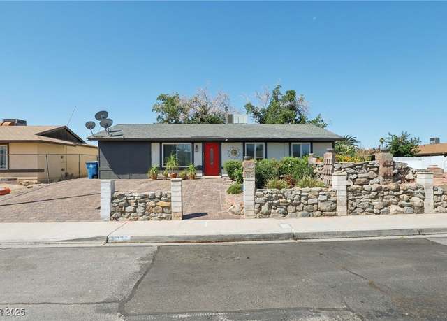 Property at 4027 Maple Hill Rd, Las Vegas, NV 89115, 3 beds, 2 baths