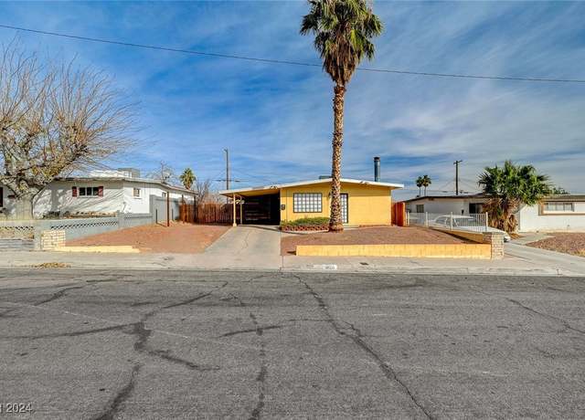 Property at 1020 Nassau Dr, Las Vegas, NV 89108, 3 beds, 2 baths