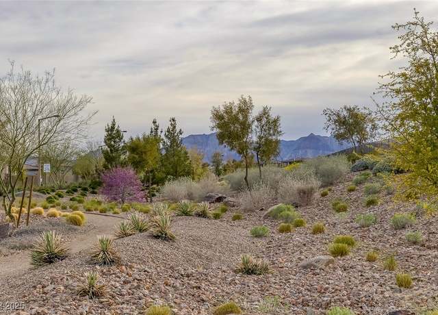 Property at 12429 Alpenglow Ct, Las Vegas, NV 89138, 4 beds, 3.5 baths