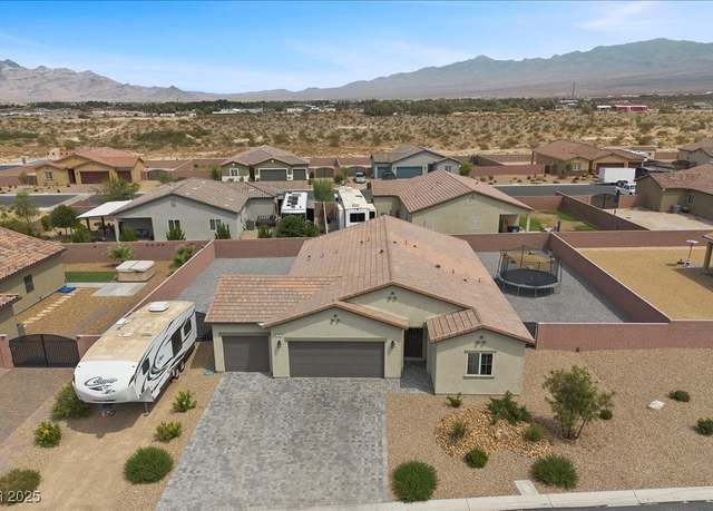 Property at 164 E Hawk Ave, Pahrump, NV 89060, 3 beds, 2 baths