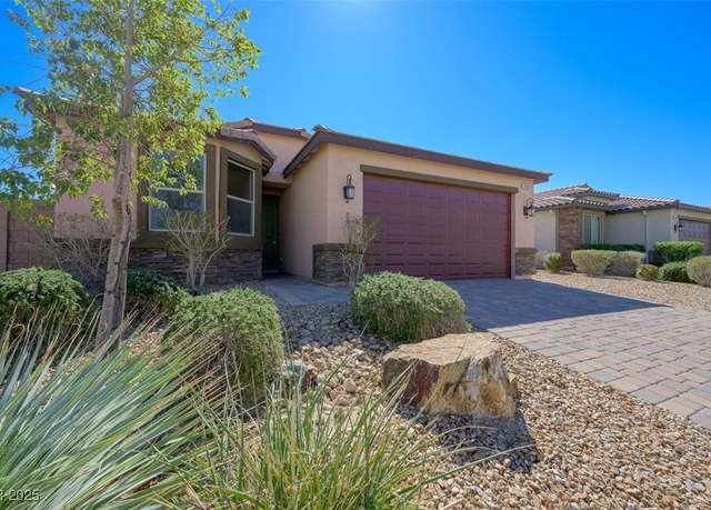 Property at 2039 Port Royal Dr, Laughlin, NV 89029, 4 beds, 2 baths