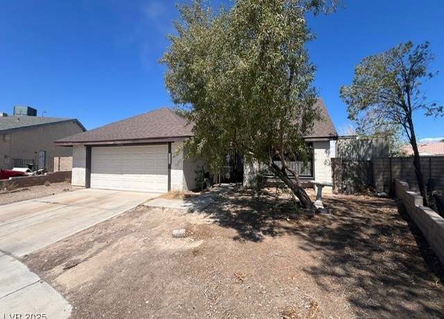 Property at 7300 Mountain Moss Dr, Las Vegas, NV 89147, 4 beds, 2.5 baths