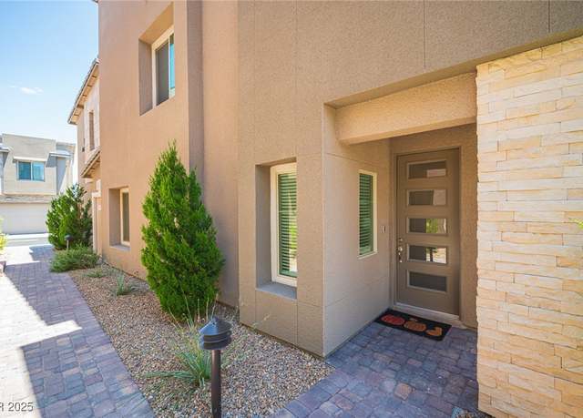Property at 600 N Carriage Hill Dr #1053, Las Vegas, NV 89138, 4 beds, 3 baths