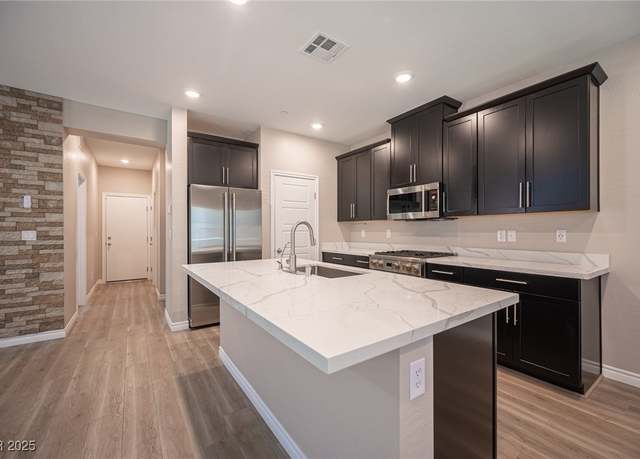 Property at 600 N Carriage Hill Dr #1053, Las Vegas, NV 89138, 4 beds, 3 baths