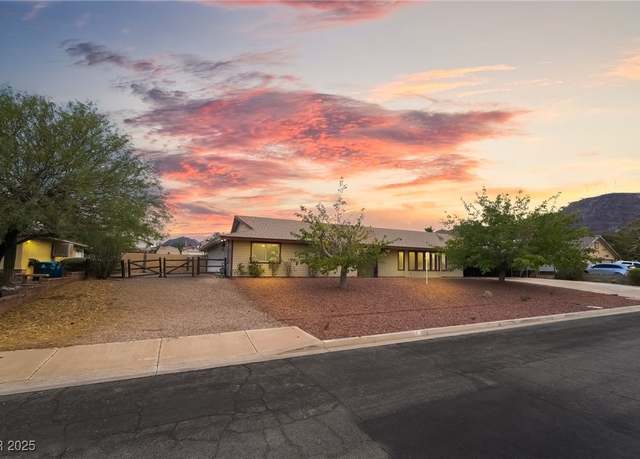 Property at 121 E Rancho Dr, Henderson, NV 89015, 4 beds, 3 baths