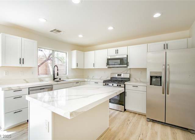 Property at 5345 Tustin Hills St, North Las Vegas, NV 89081, 4 beds, 2.5 baths