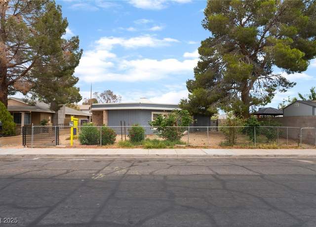 Property at 2301 Maverick St, Las Vegas, NV 89108, 2 beds, 2 baths