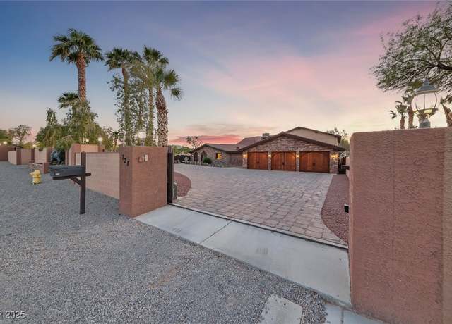 Property at 728 N Kiel St, Henderson, NV 89015, 4 beds, 2.5 baths