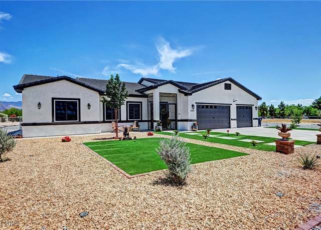 Property at 2891 S Rainbow Ave, Pahrump, NV 89048, 4 beds, 4 baths