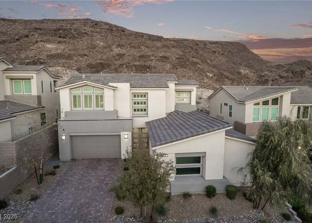 Property at 30 Hilltop Crest St, Henderson, NV 89011, 5 beds, 4.5 baths
