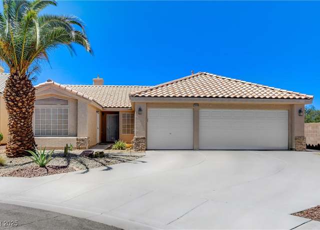 Property at 2848 Skowhegan Dr, Henderson, NV 89074, 3 beds, 2 baths