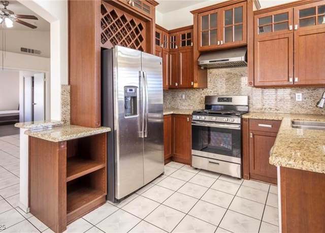 Property at 4466 New Dupell Way, Las Vegas, NV 89147, 3 beds, 2 baths