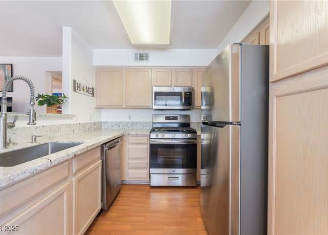 Property at 5259 Caspian Springs Dr #204, Las Vegas, NV 89120, 1 bed, 1 bath