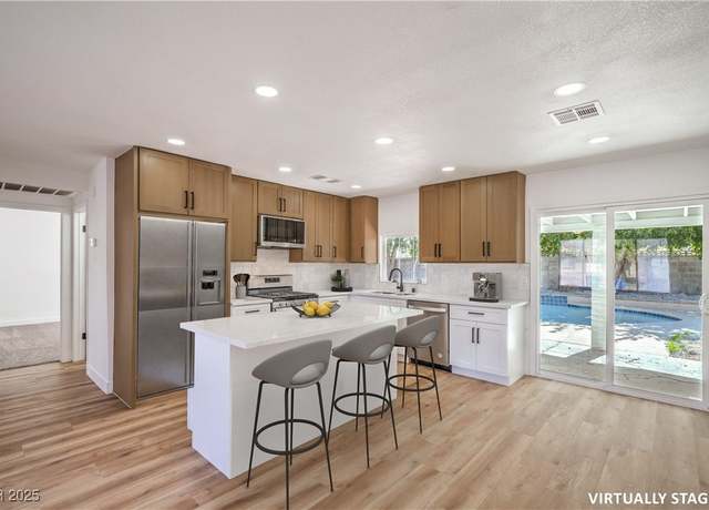 Property at 158 Palisade Ave, Las Vegas, NV 89110, 4 beds, 2 baths