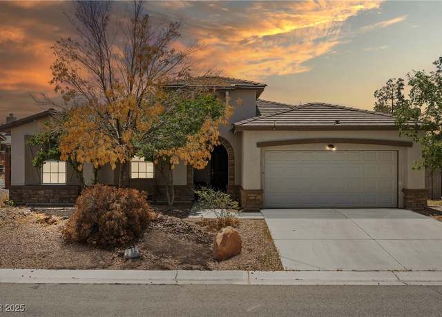 Property at 565 Mazelle Ln, Pahrump, NV 89060, 5 beds, 3 baths