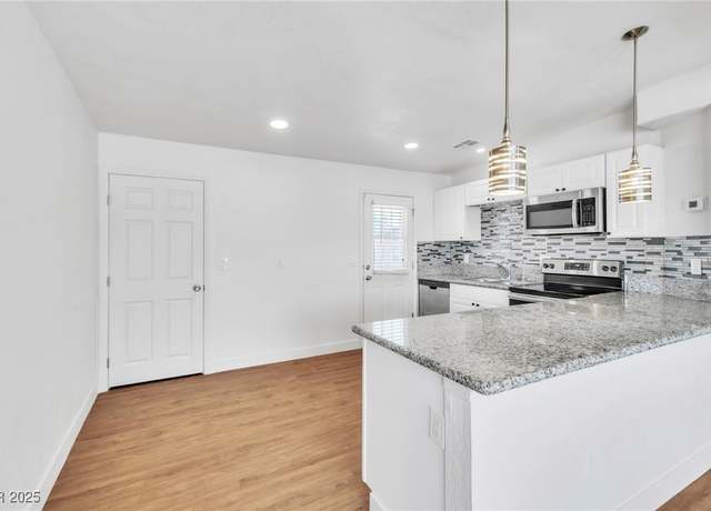 Property at 1121 W Monroe Ave, Las Vegas, NV 89106, 3 beds, 2 baths