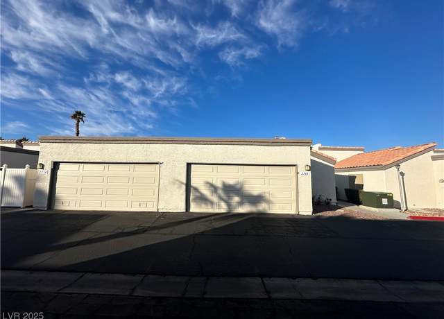 Property at 2148 Pebble Creek Ln, Laughlin, NV 89029, 3 beds, 2 baths