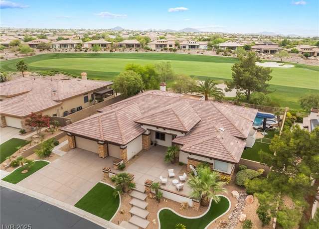 Property at 11 Knob Oak Dr, Henderson, NV 89052, 3 beds, 3.5 baths