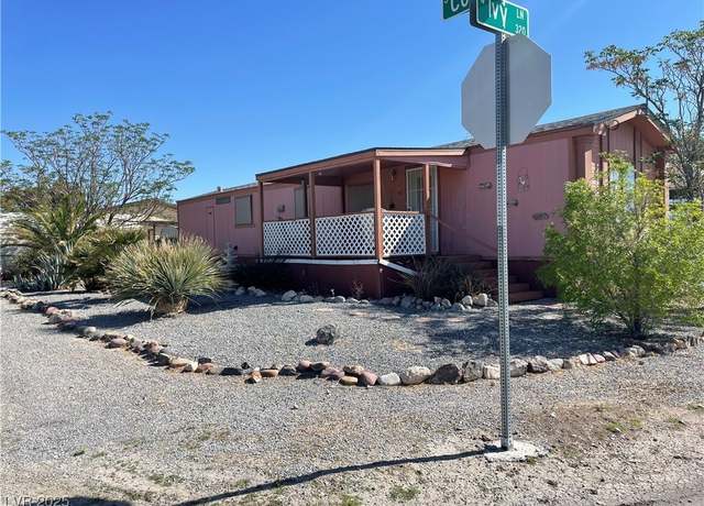 Property at 320 W Ivy Ln, Pahrump, NV 89048, 2 beds, 2 baths