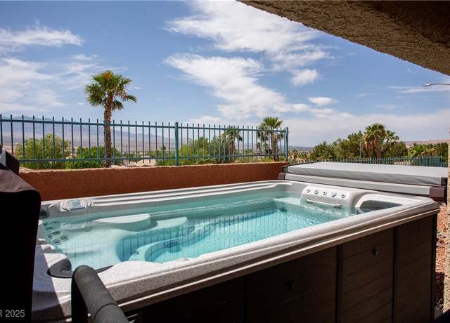 Property at 414 Crystal Canyon Dr, Mesquite, NV 89027, 3 beds, 3.5 baths