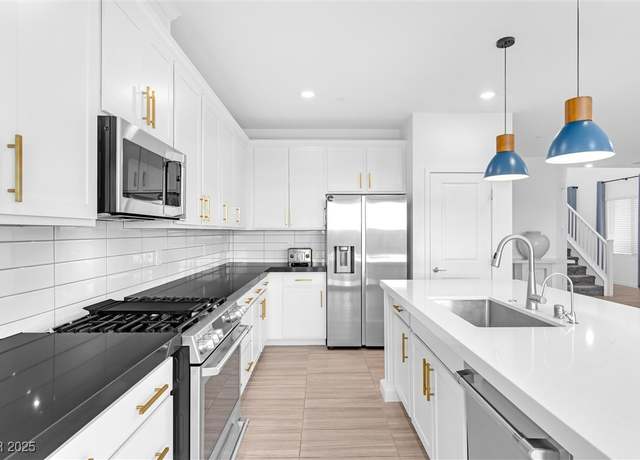 Property at 12125 Arrebol Ave, Las Vegas, NV 89138, 4 beds, 3 baths