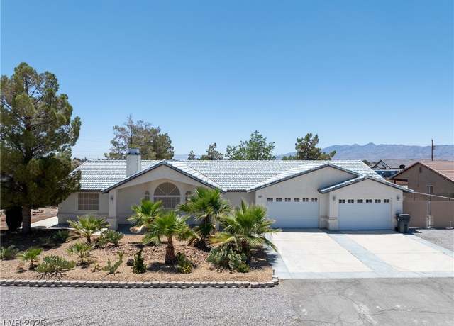 Property at 901 E Jaybird St, Pahrump, NV 89048, 3 beds, 2 baths