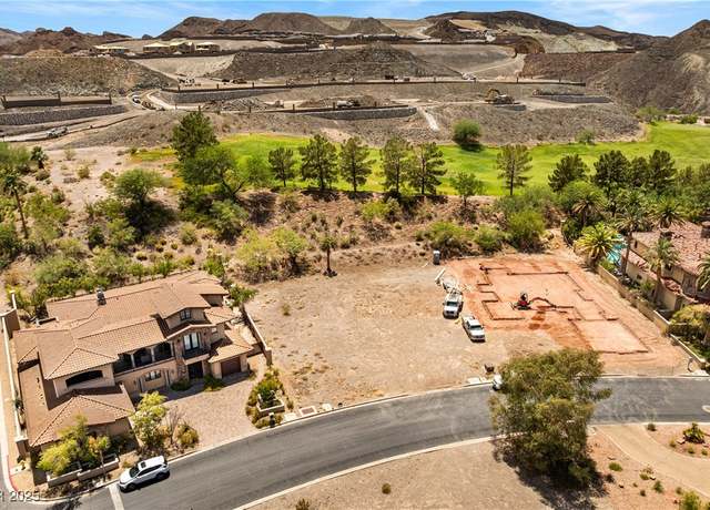 Property at 17 Placa Santa Maria Ct, Henderson, NV 89011