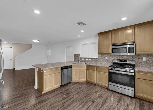 Property at 4224 Perfect Drift St, Las Vegas, NV 89129, 2 beds, 1.5 baths