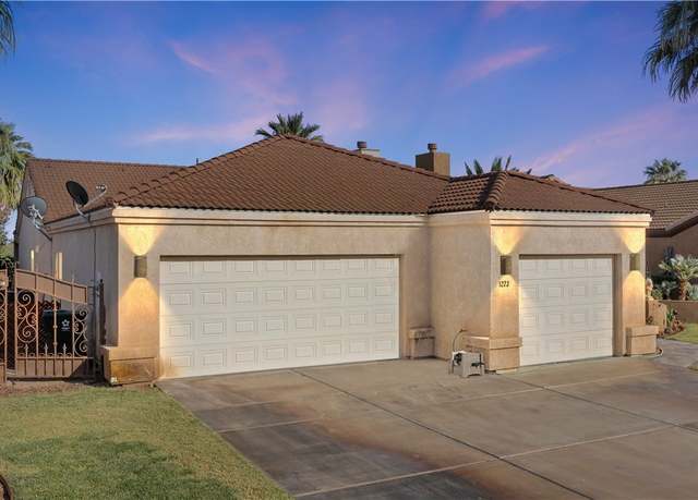 Property at 1223 Golf Club Dr, Laughlin, NV 89029, 3 beds, 2 baths