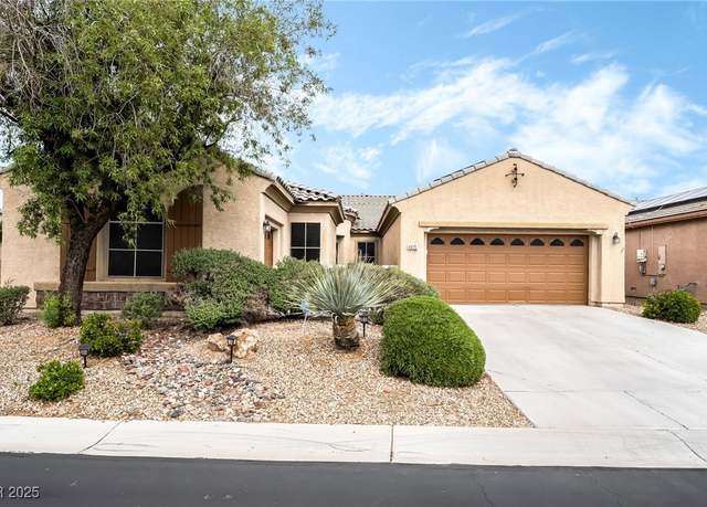 Property at 4015 Galiceno Dr, Las Vegas, NV 89122, 4 beds, 2 baths