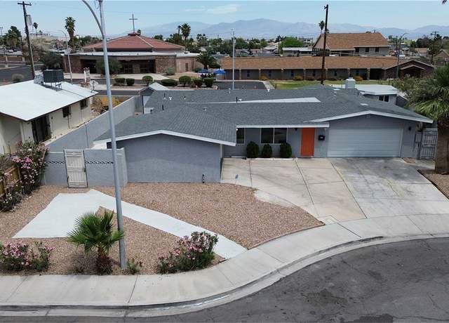 Property at 4404 Hillcrest Ave, Las Vegas, NV 89102, 5 beds, 6 baths