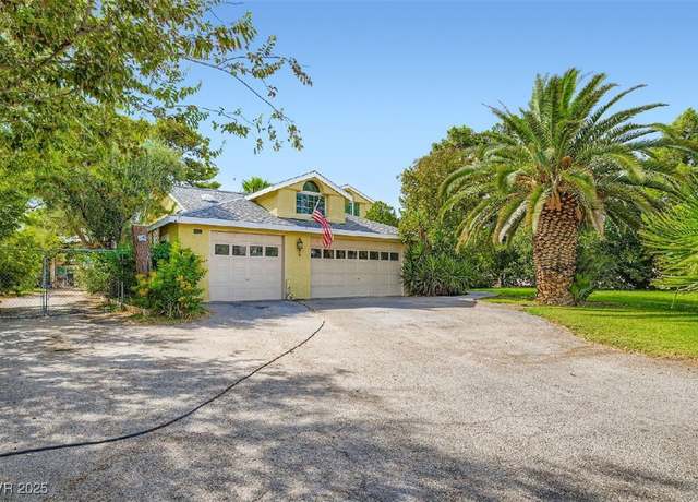 Property at 1385 Ringe Ln, Las Vegas, NV 89110, 4 beds, 3.5 baths