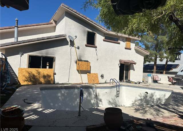 Property at 6181 Whispering Sands Dr, Las Vegas, NV 89131, 3 beds, 3.5 baths