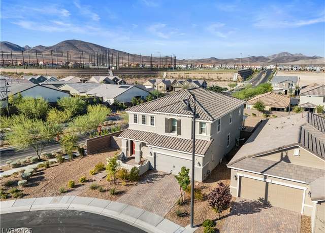 Property at 2629 Monte Cevedale St, Henderson, NV 89044, 5 beds, 3 baths