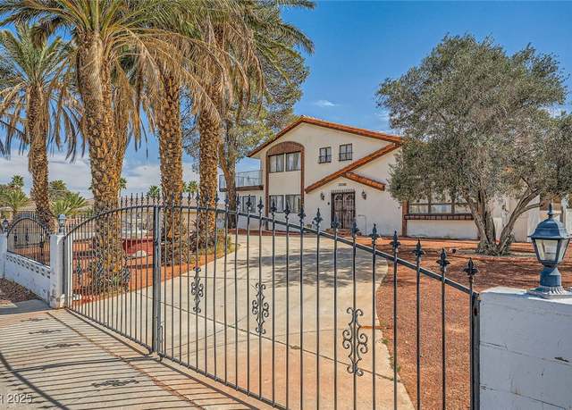 Property at 7079 Laredo St, Las Vegas, NV 89117, 2 beds, 2.5 baths